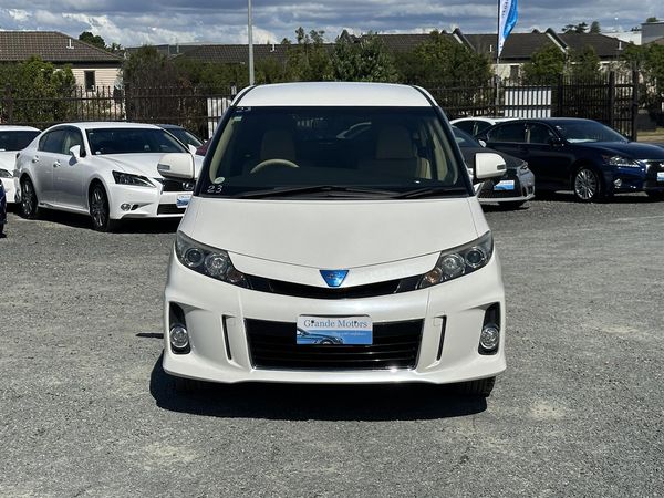 2015 Toyota Estima Aeras.Hybrid.Cruise control.Rear camera.Elctric doors. Carousel 11