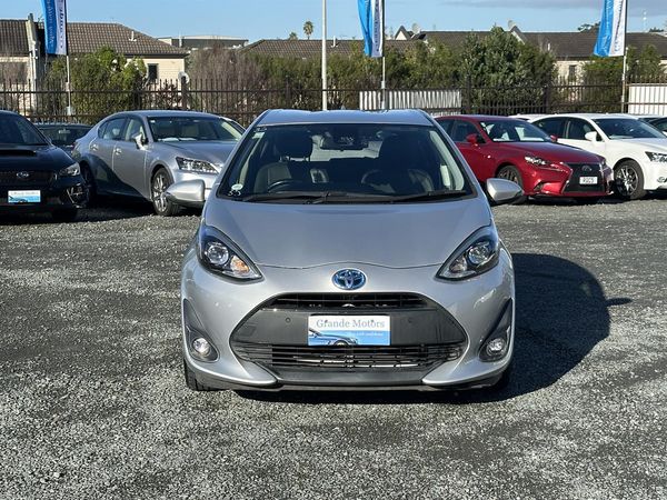 2018 Toyota Aqua G.Leather.8 Airbags.Cruise control.Lane assist.Safety radar. Carousel 11