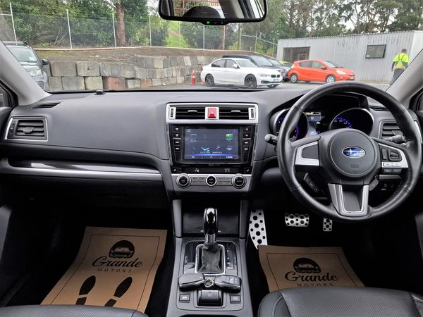 2017 Subaru Outback 4WD.Eyesight.Blind spot.Leather.Radar cruise.Lane assist.Alarm. Carousel 6