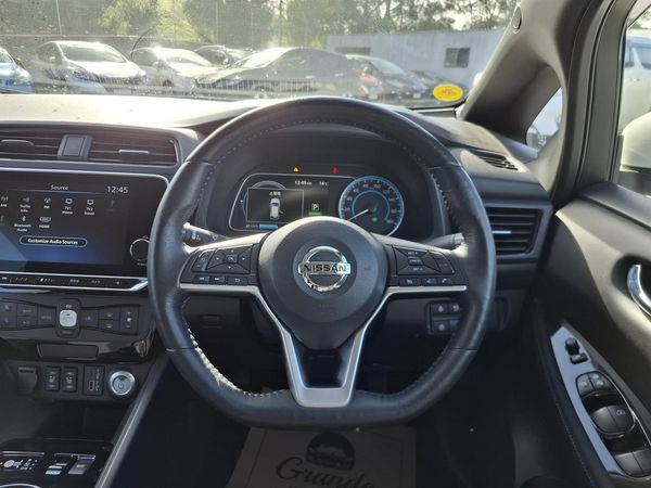 2021 Nissan Leaf 40KW.SOH89%.Android/ApplePlay.10 Airbags.Cruise control.Park sens.Rear cam. Carousel 8