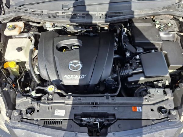 2013 Mazda Premacy 7 seats.Cruise control.Rear cam.Skyactiv.SRS Airbags. Carousel 12