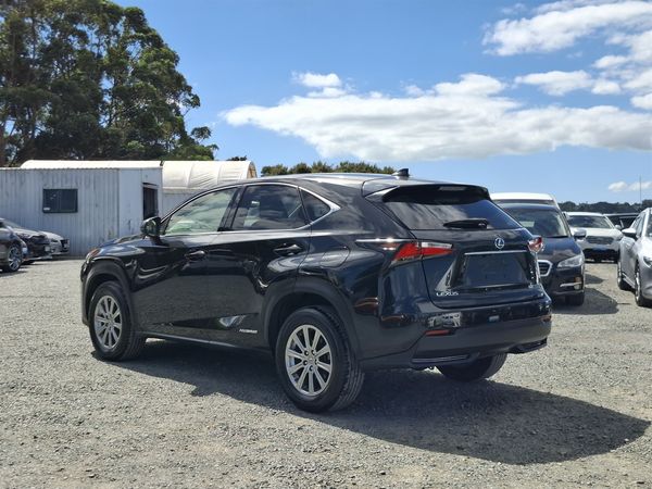 2015 Lexus NX 300h Hybrid.Leather.Safety radar.Blind spot.360°camera.Park sensors.Alarm. Carousel 13