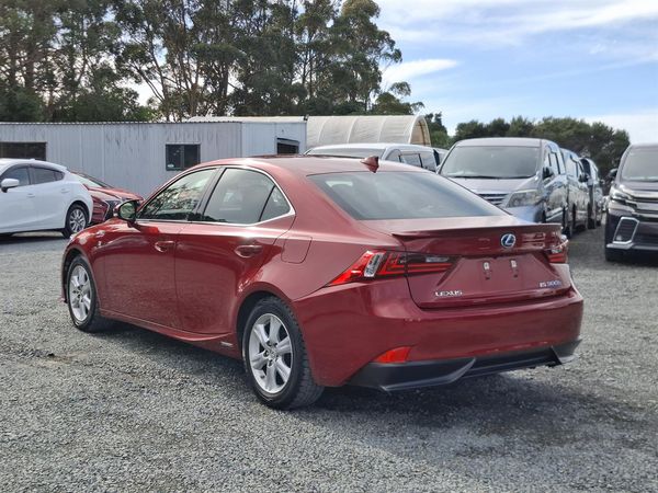 2014 Lexus IS 300h F-Sport.Blind spot.Radar cruise.Alarm.Leather.10 SRS Airbags. Carousel 12