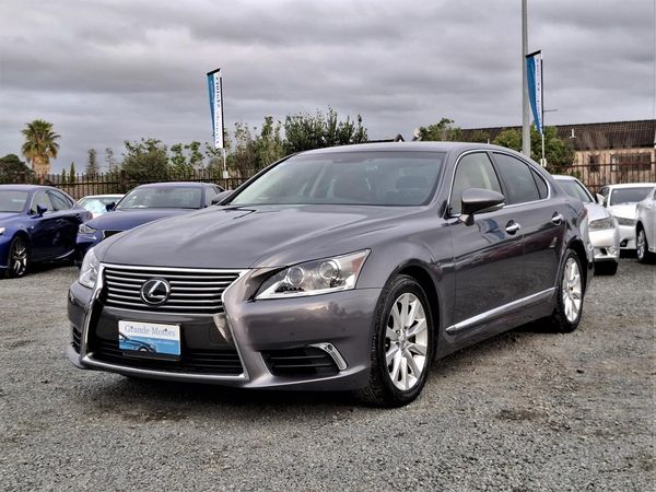 2013 Lexus LS 460 Leather.Cruise control.Park sens.Rear cam.Alarm.10 SRS Airbags. Carousel 13