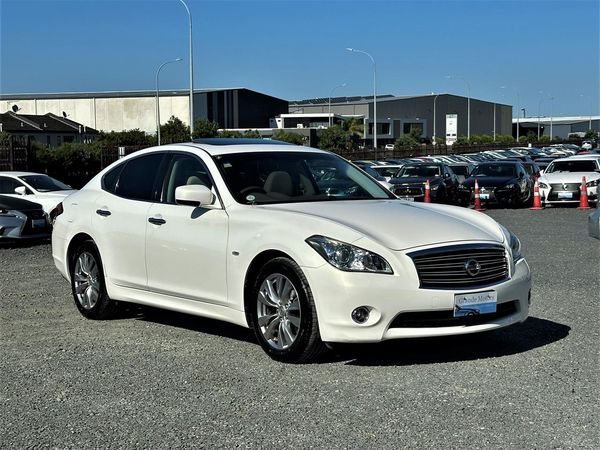 2014 Nissan Fuga 370GT.Sunroof.BOSE.Rear camera.Cruise control.Button start.