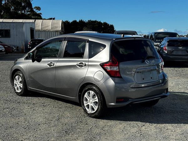 2017 Nissan Note E-power.Rear camera.Lane assist.Safety radar.Park sensors.Button start. Carousel 11
