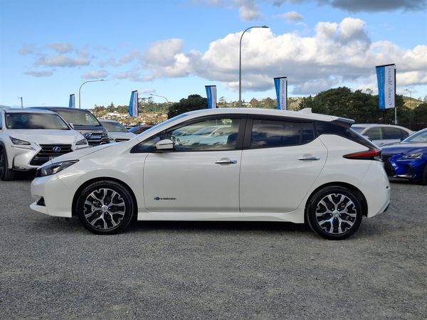 2021 Nissan Leaf 87.22% Soh English Grade 4,5 Cruise control Carousel 12
