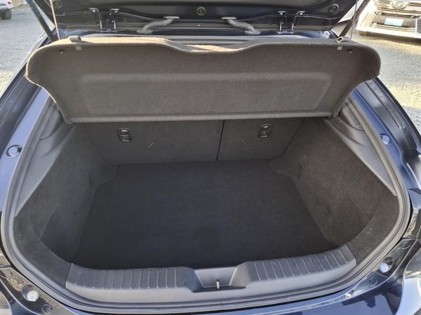 2023 Mazda 3 HUD.Rear camera.Radar cruise.Park sensors. Carousel 18