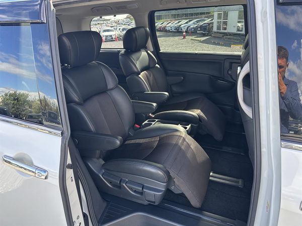 2016 Nissan Elgrand Highway star.Cruise control.Rear cam.Alarm.8 Airbags. Carousel 2