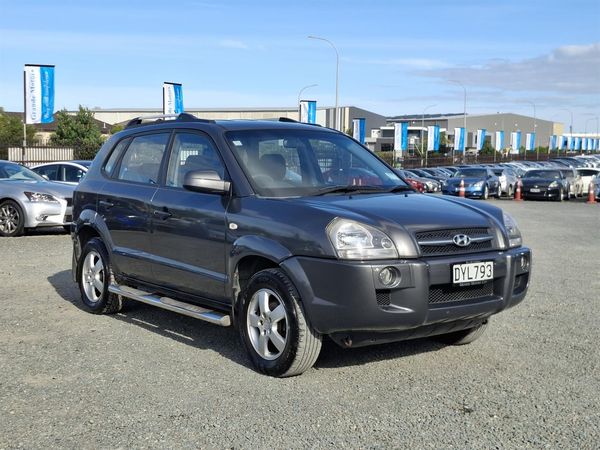 2007 Hyundai Tucson NZ NEW.Towbar.Roof rails.Park sens.Cruise control.8 SRS Airbags.