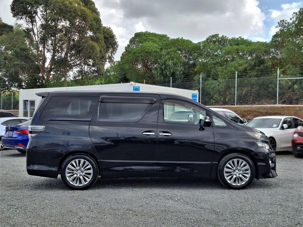 2013 Toyota Vellfire Golden Eye.Park sensors.Rear cam.Cruise control.8 Airbags. Carousel 16