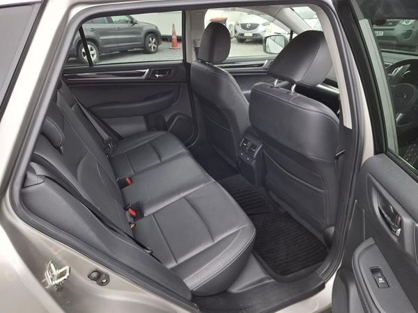 2017 Subaru Outback 4WD.Eyesight.Blind spot.Leather.Radar cruise.Lane assist.Alarm. Carousel 3