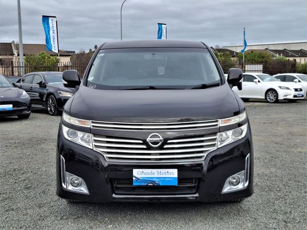 2013 Nissan Elgrand 250 Highway star.Rear camera.Button start. Carousel 11