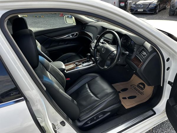 2013 Nissan Fuga 370GT. Sunroof.Leather.Cruise Control.SRS Airbags. Carousel 1