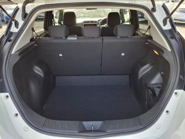 2021 Nissan Leaf 40KW.SOH89%.Android/ApplePlay.10 Airbags.Cruise control.Park sens.Rear cam. Carousel 19