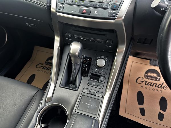 2015 Lexus NX 300h Hybrid.Leather.Safety radar.Blind spot.360°camera.Park sensors.Alarm. Carousel 6