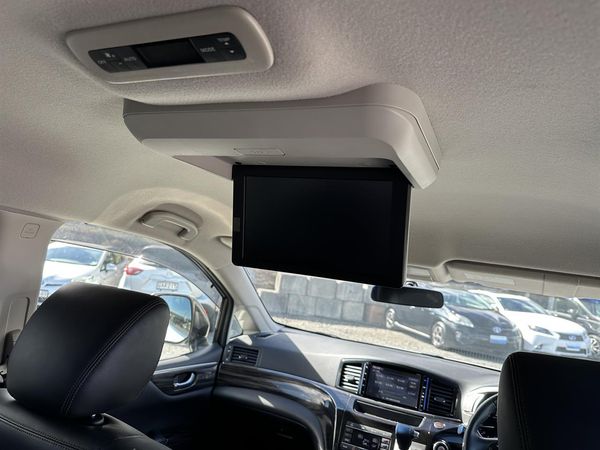 2016 Nissan Elgrand Highway star.Cruise control.Rear cam.Alarm.8 Airbags. Carousel 17