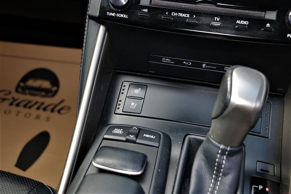 2013 Lexus IS 350 Leather.Radar cruise.Lane assist.Blind spot.Park sens.Alarm. Carousel 4