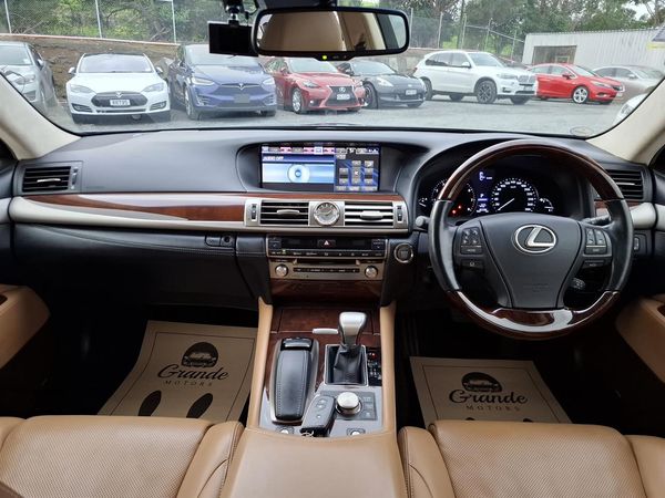 2013 Lexus LS 460 Leather.Cruise control.Park sens.Rear cam.Alarm.10 SRS Airbags. Carousel 4