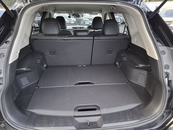 2016 Nissan X-Trail Leather. Rear camera.SRS Airbags. Carousel 10