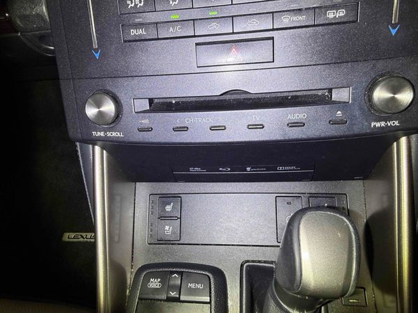 2015 Lexus IS 300h Transit Hybrid L Package Cruise Control Carousel 8