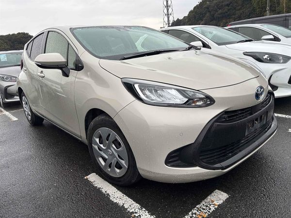 2022 Toyota Aqua New shape.Radar cruise.Lane assist.Park sens.Rear camera.
