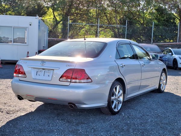 2005 Toyota Crown Athlete.50th Anniversary.Rear cam.Cruise control. Carousel 17