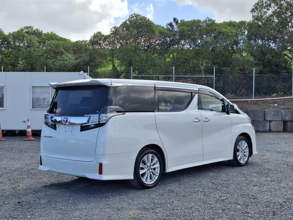 2016 Toyota Vellfire Z.Double sunroof.8 seater.Rear cam.Park sens.8 Airbags. Carousel 16