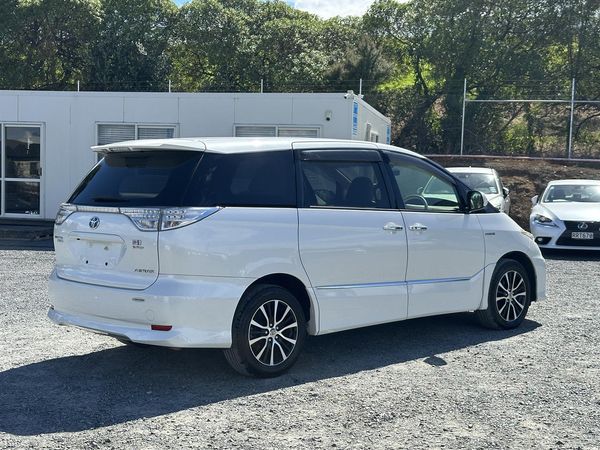 2015 Toyota Estima Aeras.Hybrid.Cruise control.Rear camera.Elctric doors. Carousel 16