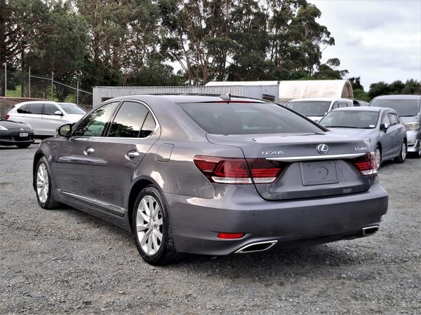 2013 Lexus LS 460 Leather.Cruise control.Park sens.Rear cam.Alarm.10 SRS Airbags. Carousel 15