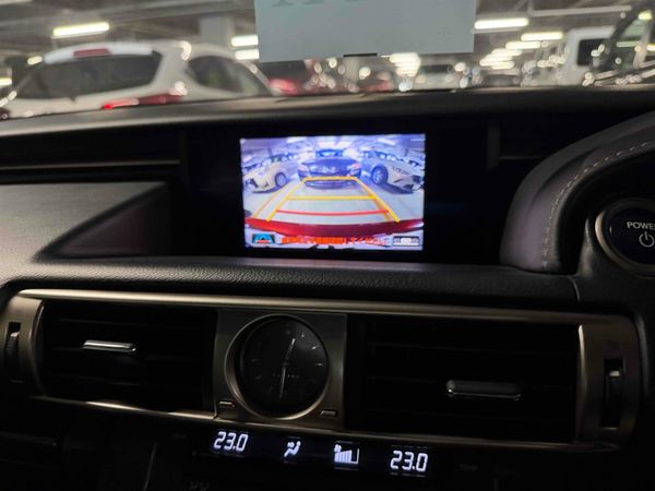 2014 Lexus IS 300h Transit Hybrid Grade 4,5 Carousel 3