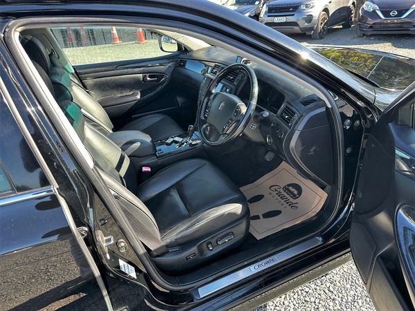 2006 Toyota Crown Athlete.Sunroof.Leather.Cruise control.Rear camera.Alarm. Carousel 1