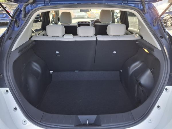 2022 Nissan Leaf 40KW.SOH 86%.Pro-pilot.Android/ApplePlay.360°cam.Park sens. Carousel 18