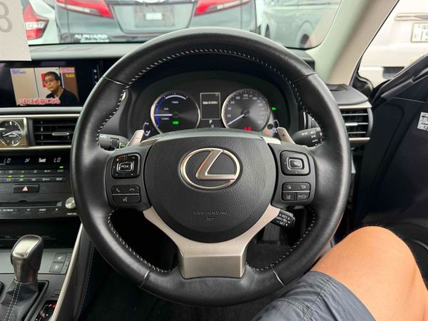 2018 Lexus IS 300h Transit Hybrid Auction Grade 4,5 Carousel 11