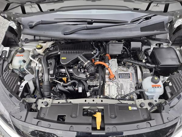 2023 Nissan Note Safety radar.Lane assist.Park sensors.Button start.LOW KM. Carousel 7