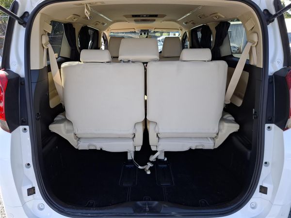2015 Toyota Alphard Hybrid.Cruise control.Rear cam.Park sensors.Elec doors.8 SRS Airbags Carousel 18