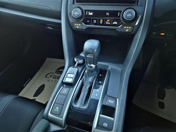 2017 Honda Civic Safety radar.Lane assist.Radar cruise.Rear camera. Carousel 7