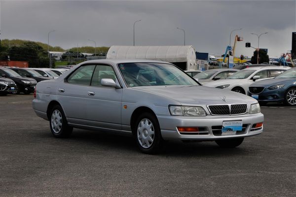 1999 Nissan Laurel Medalist.