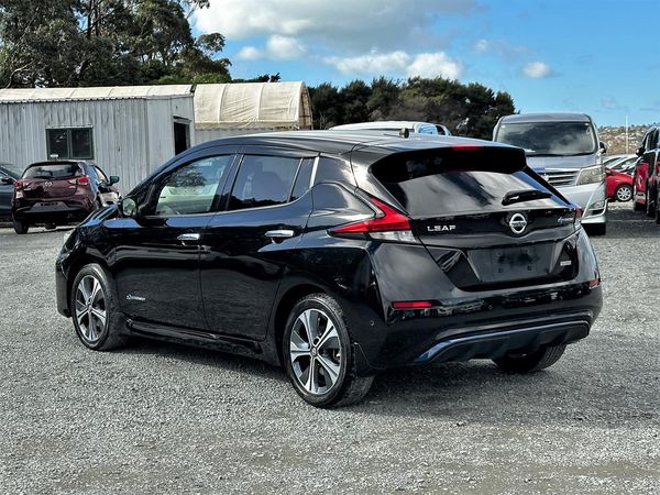2019 Nissan Leaf 40KW.SOH 95%.Pro-pilot.360°camera.10 Airbags.Alarm. Carousel 15