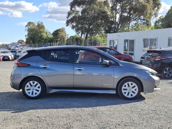 2022 Nissan Leaf 90.10% Soh low km Carousel 18