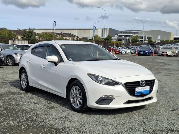 2015 Mazda Axela Skyactiv.Cruise control.Blind spot.Rear camera.