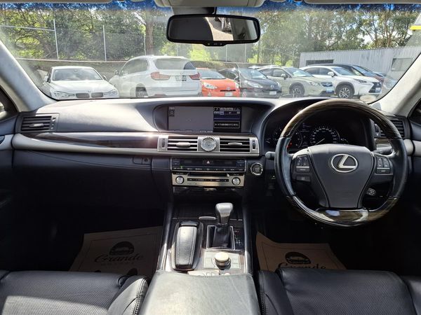 2013 Lexus LS 460 Mark Levinson.Leather.Cruise control.Park sens.Alarm. Carousel 3