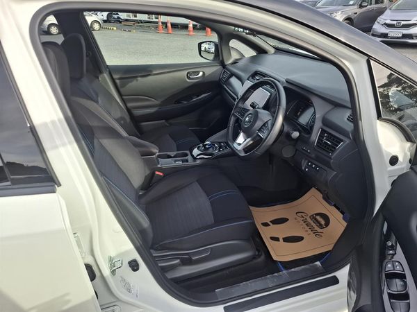 2021 Nissan Leaf XV.40KW.SOH 86,89%.Android/ApplePlay.Propilot.360°cam.Park sens.Alarm. Carousel 1