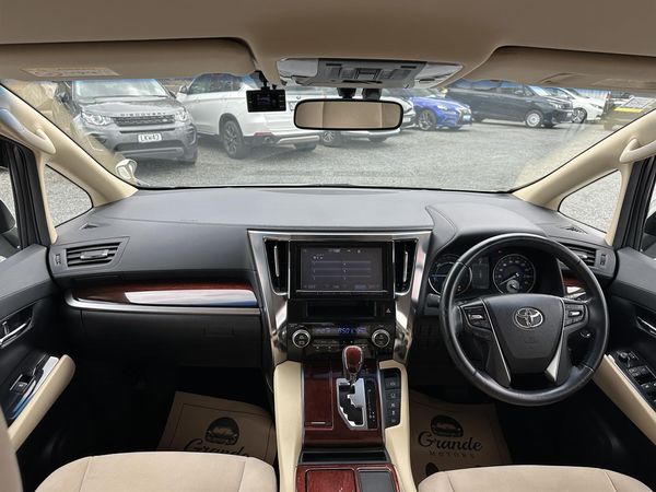 2016 Toyota Alphard Hybrid.7seats.Cruise control.Park sensors.Rear cam.Elec doors.Alarm. Carousel 14