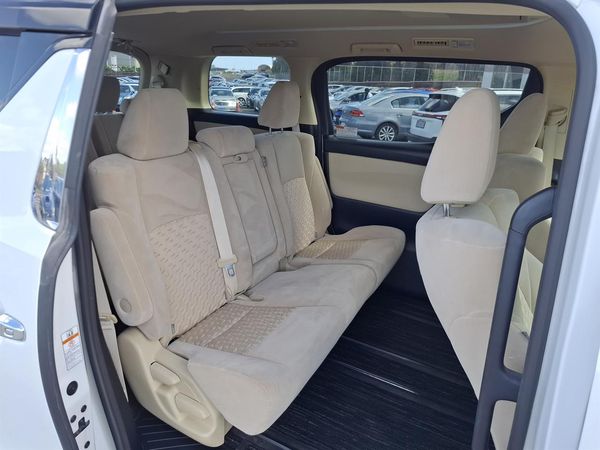 2016 Toyota Vellfire Hybrid.Radar cruise.Rear camera.Park sens.8 Airbags. Carousel 19