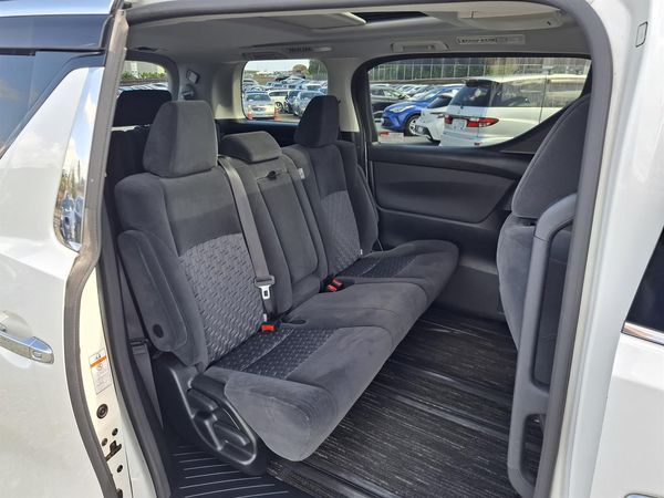 2016 Toyota Vellfire Z.Double sunroof.8 seater.Rear cam.Park sens.8 Airbags. Carousel 3