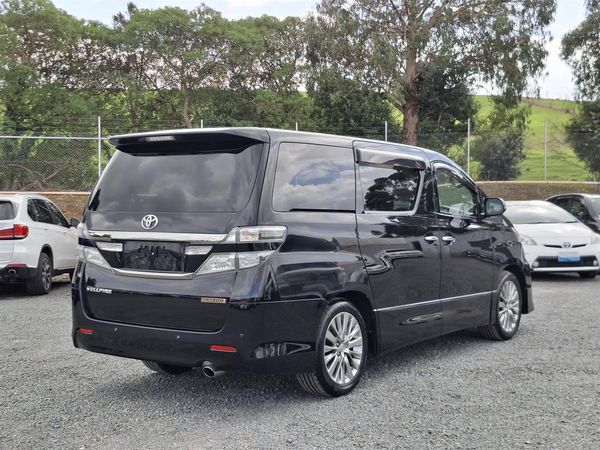 2013 Toyota Vellfire Golden Eye.Park sensors.Rear cam.Cruise control.8 Airbags. Carousel 15