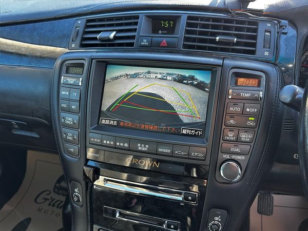 2006 Toyota Crown Athlete.Sunroof.Leather.Cruise control.Rear camera.Alarm. Carousel 6