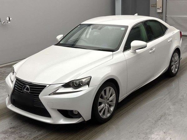 2015 Lexus IS 300h Transit Hybrid Cruise control Carousel 9
