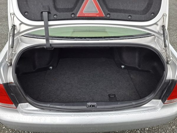 2005 Toyota Crown Royal Saloon.Reversing Camera.SRS Airbags Carousel 12